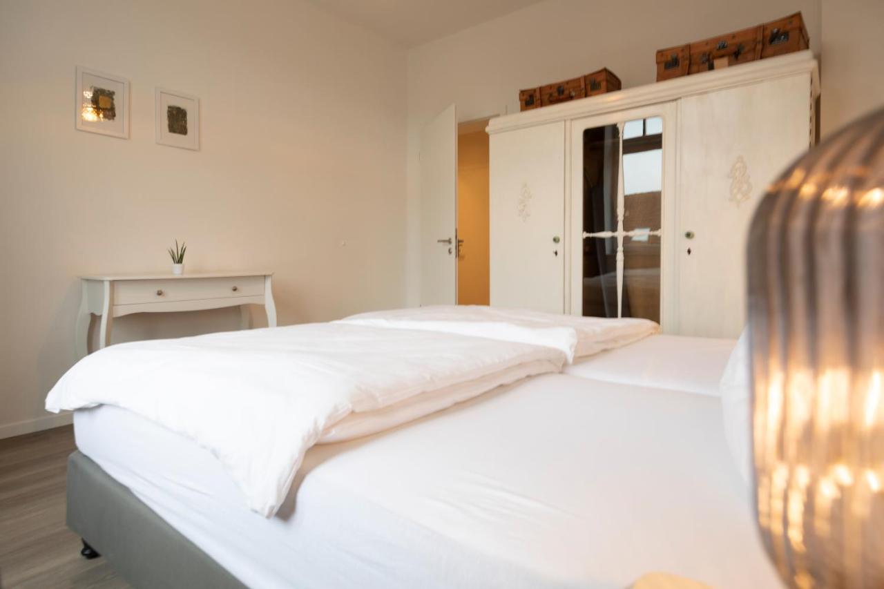 Jaybnb - Apartment Direkt Am Hafen Mit Terrasse Und Uhd Tv Dortmund Eksteriør billede