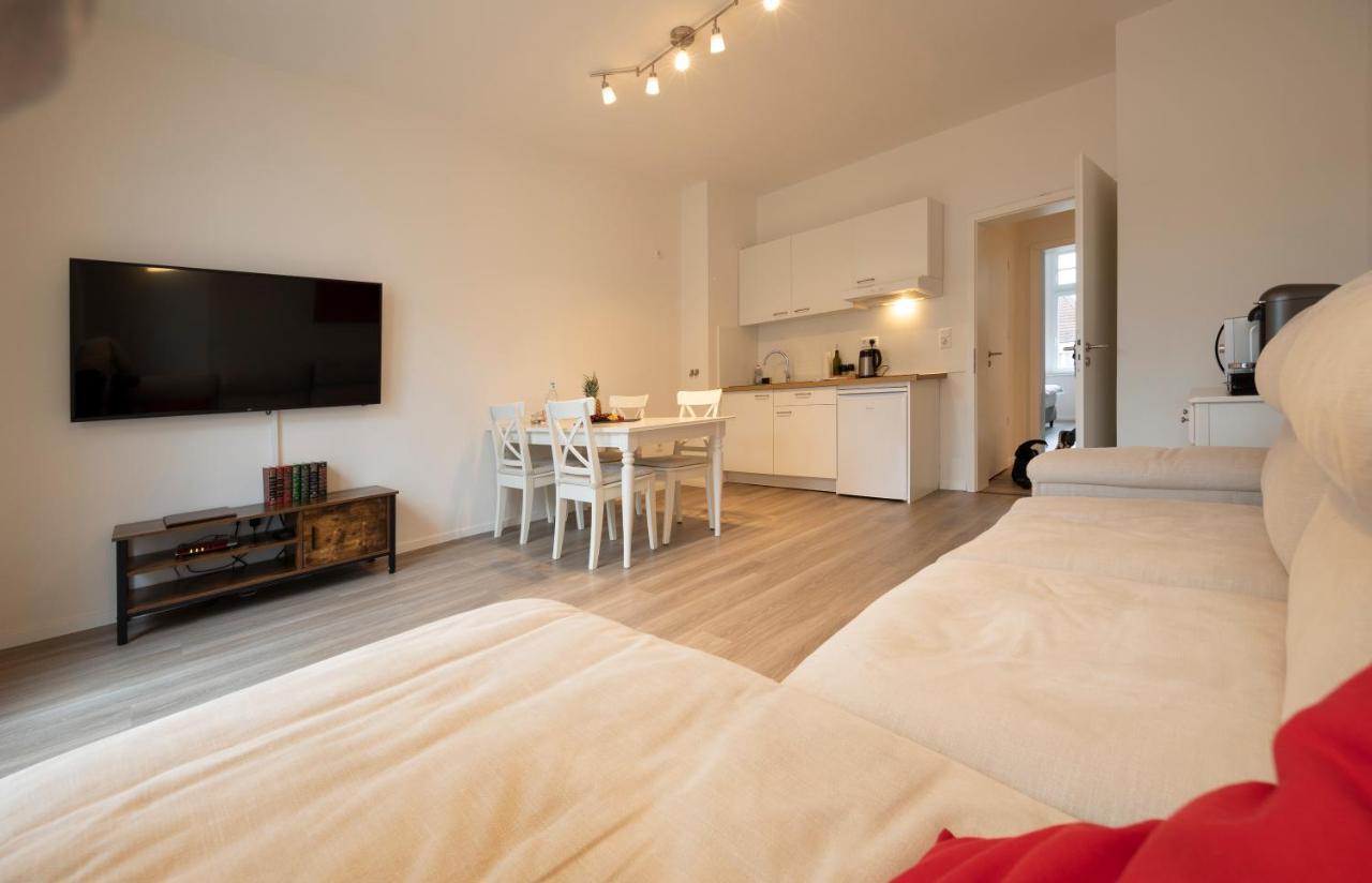 Jaybnb - Apartment Direkt Am Hafen Mit Terrasse Und Uhd Tv Dortmund Eksteriør billede